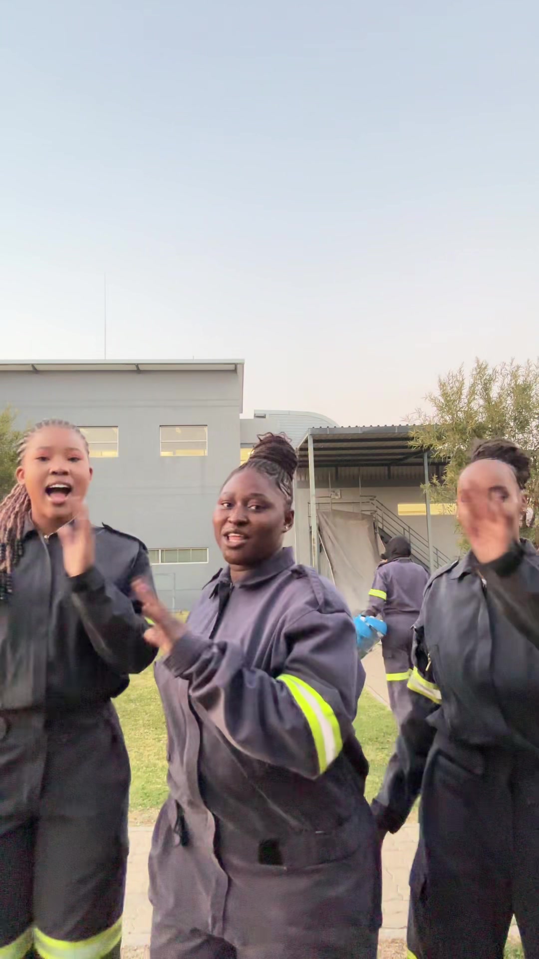 @Thandokuhle_Moalosi
