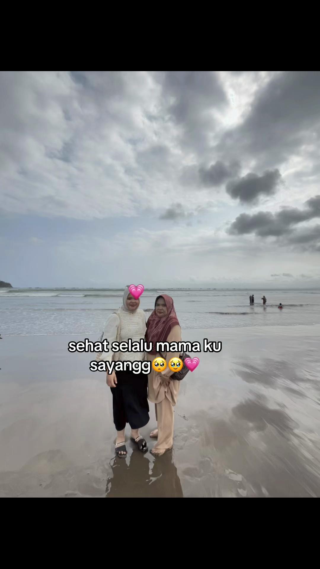 @Nisaa18