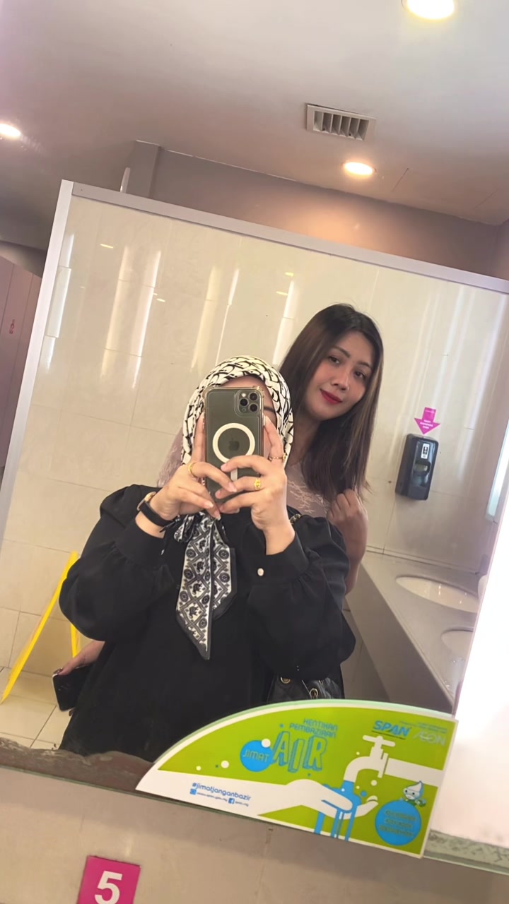 @Noor🧿💫