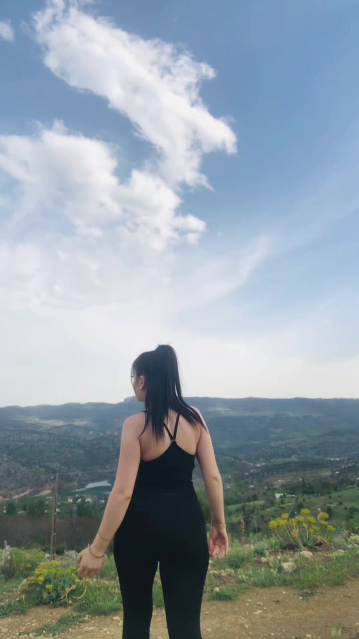 @Burcu yıldız ✨