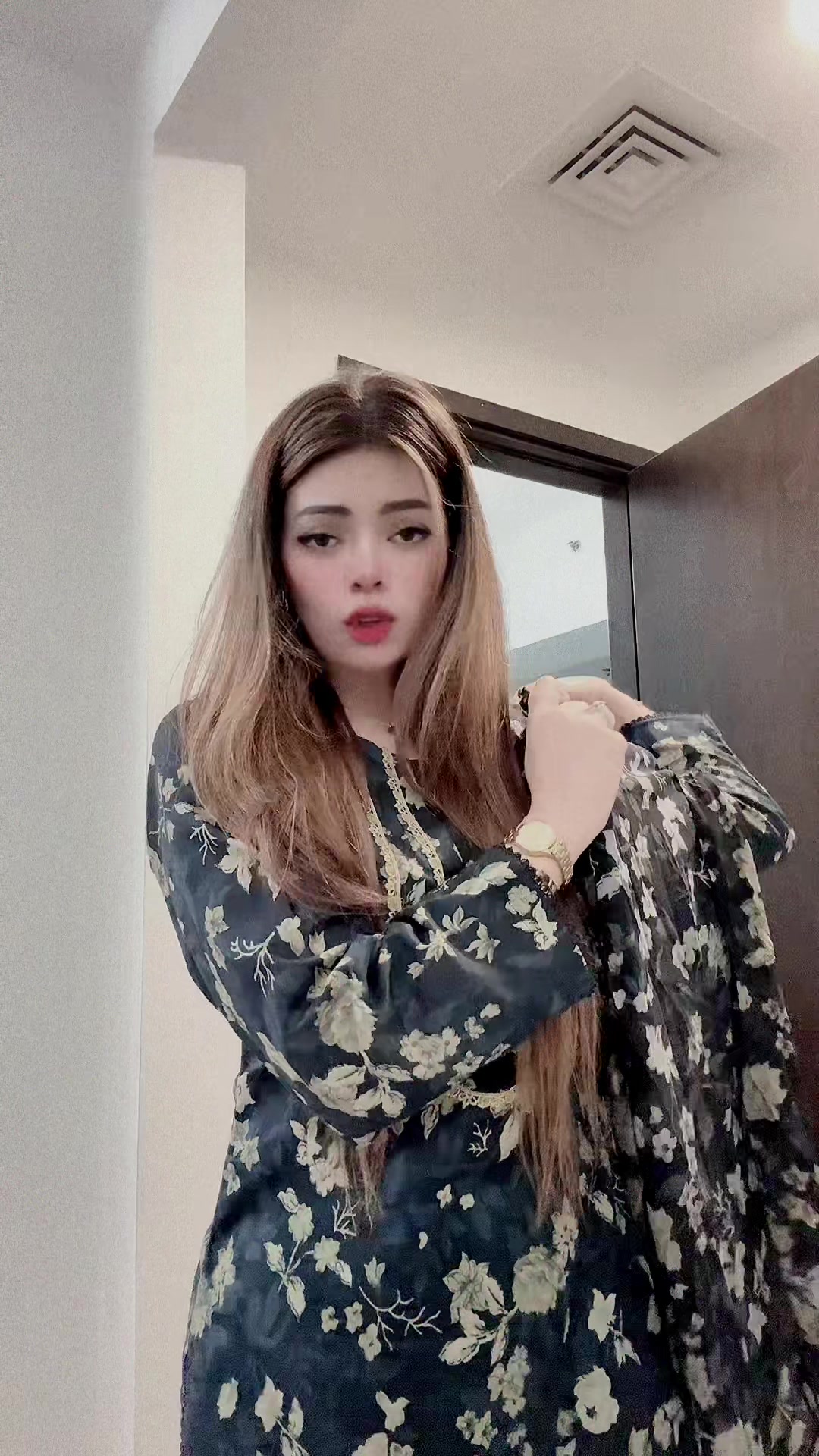 @Dua khan 🇵🇰🇦🇪