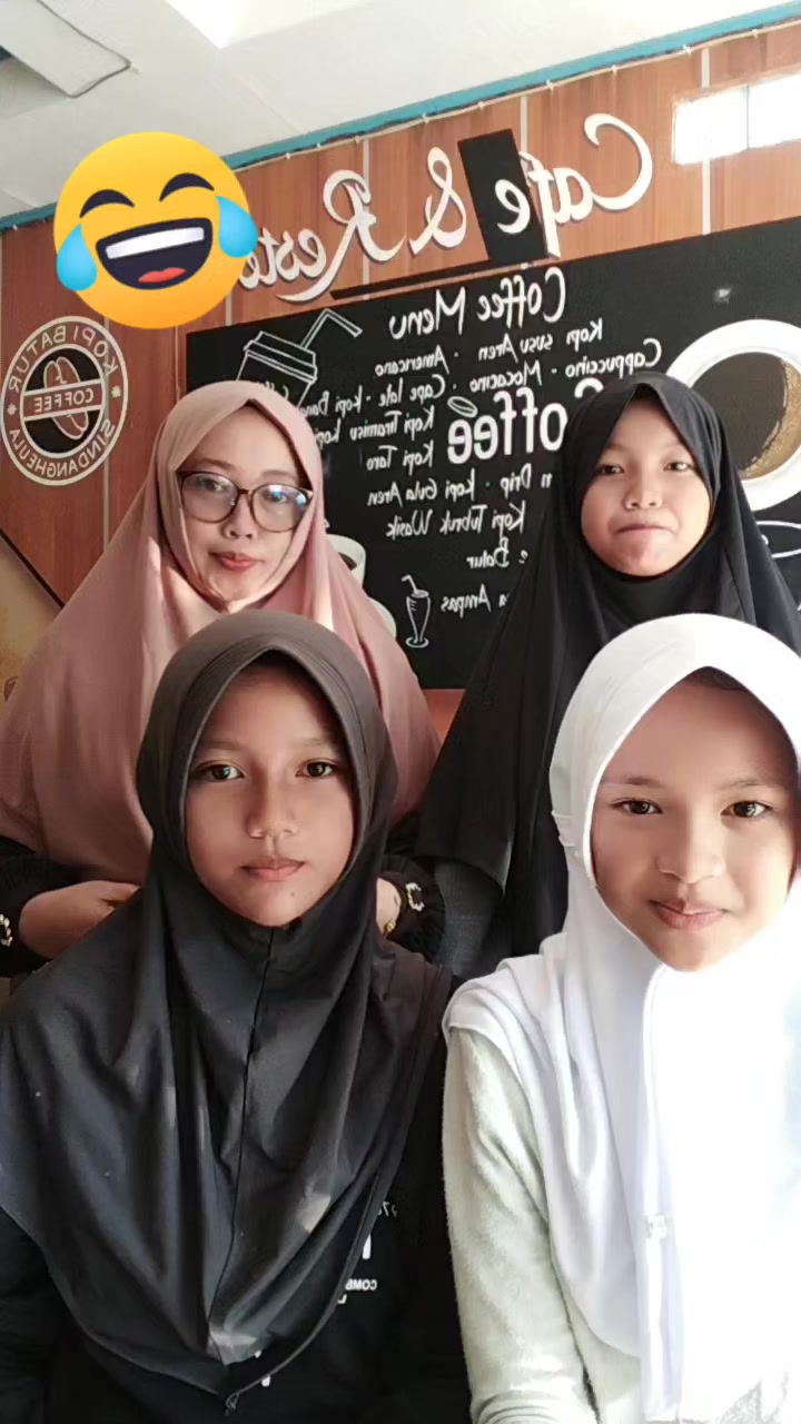 @Rosehaziq