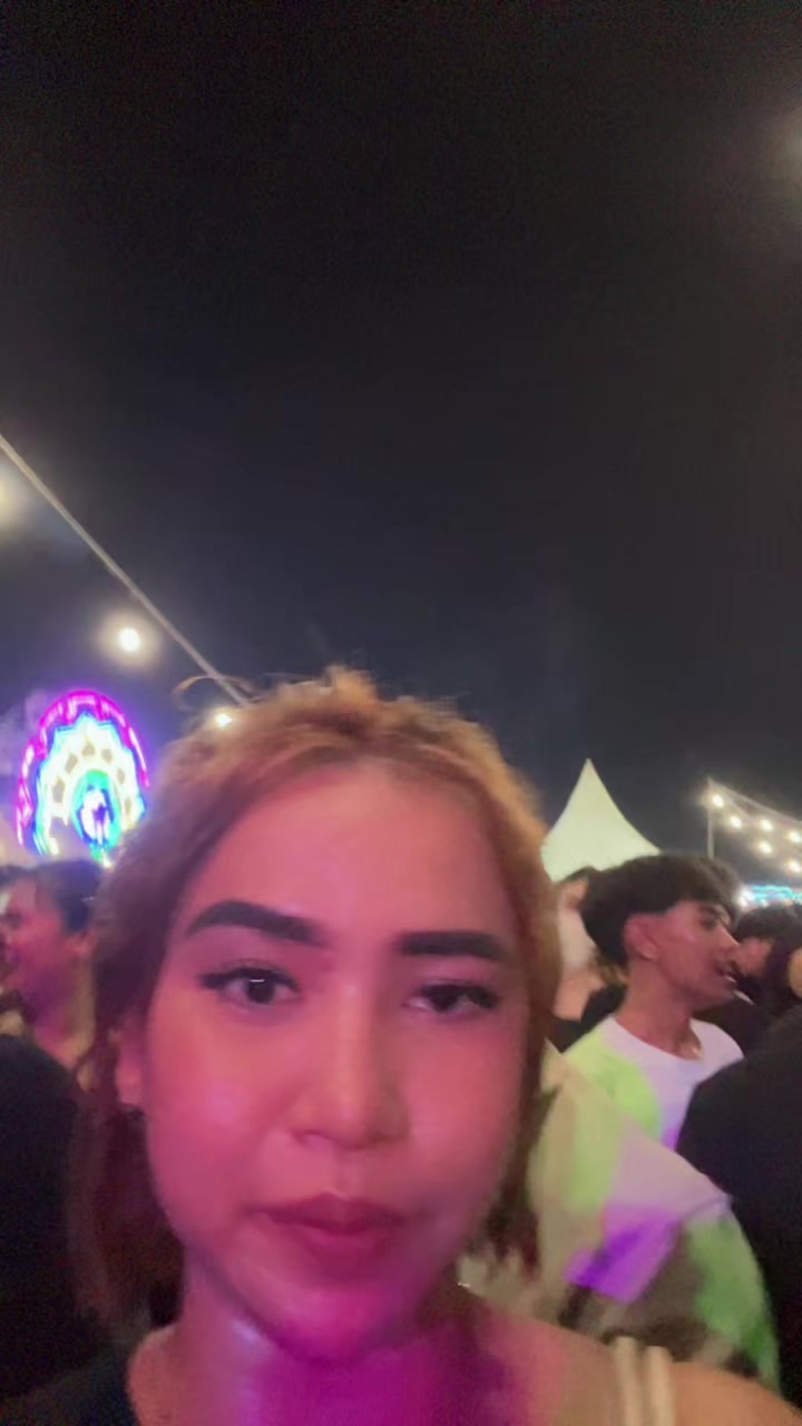 @julia frinella sari