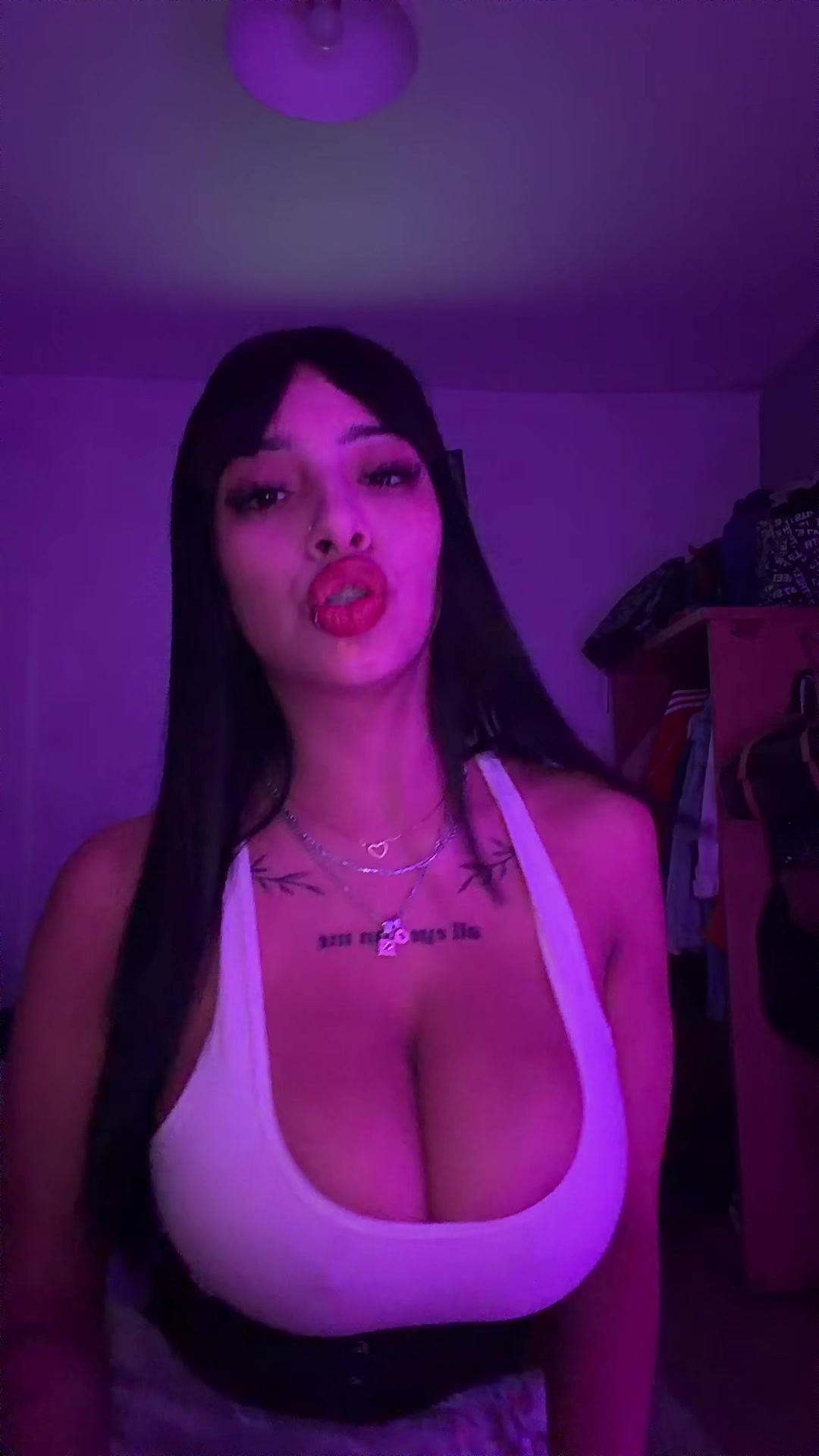 @aanahii2_