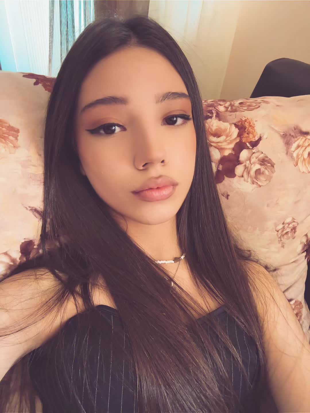 @Мариана