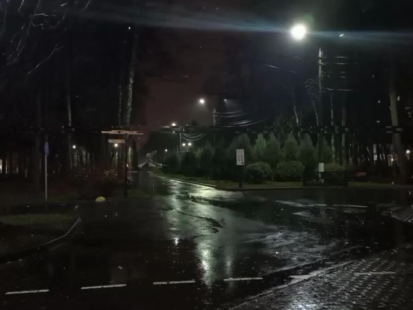 @𝗿𝗶𝘇𝘇𝘇🧏🏻♀️