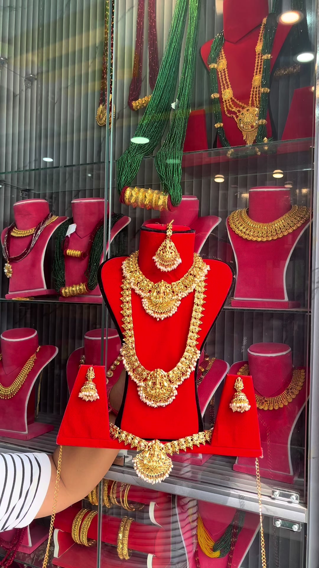 @DIPSHIKHA 🪔🪷✨( accessories )