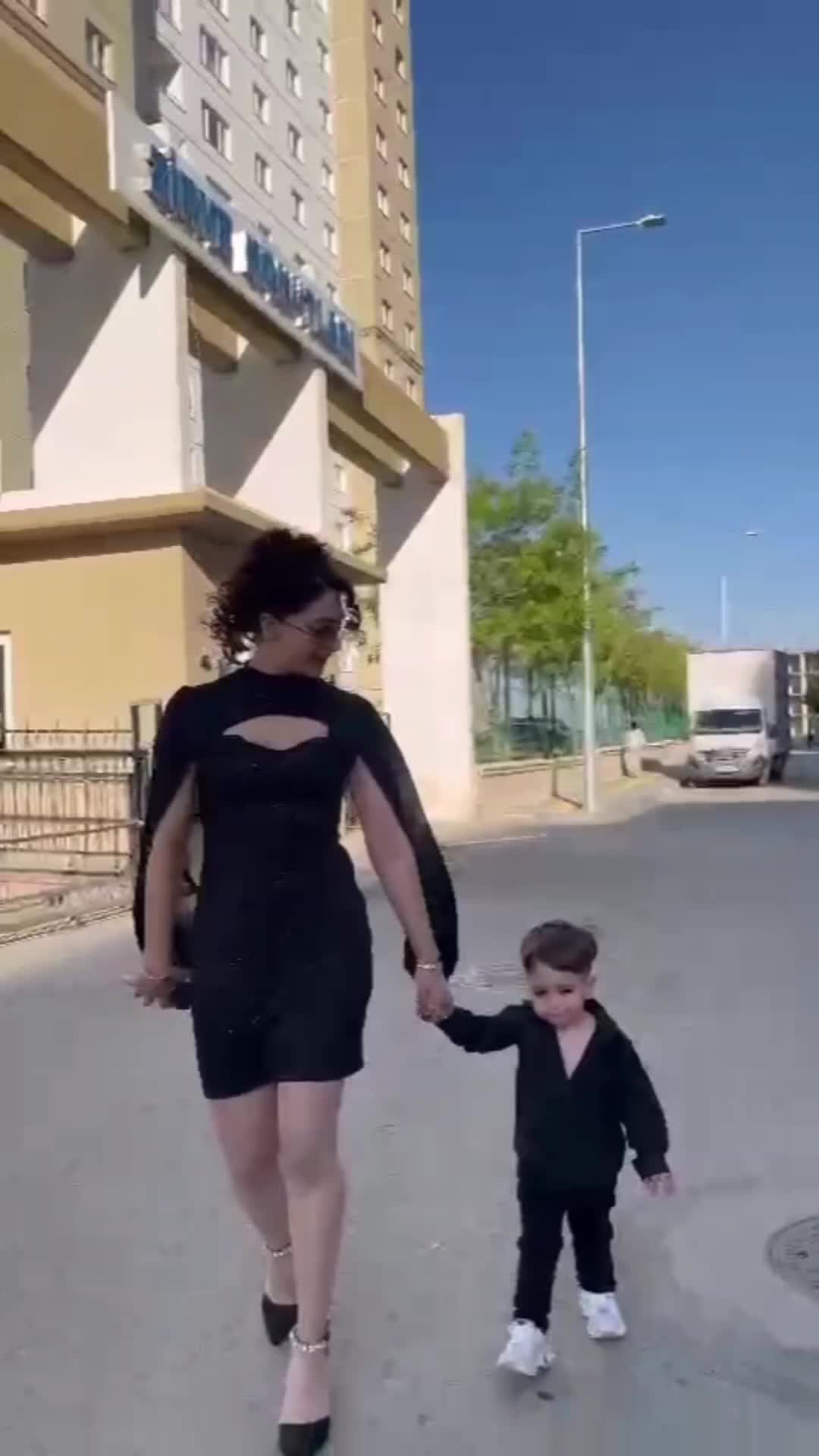 @meltemnur g&uuml;ldik