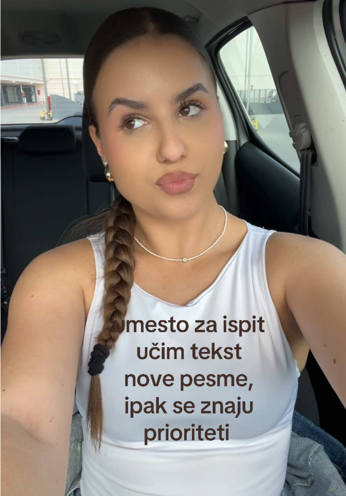 @Ana Vasiljević 🌷