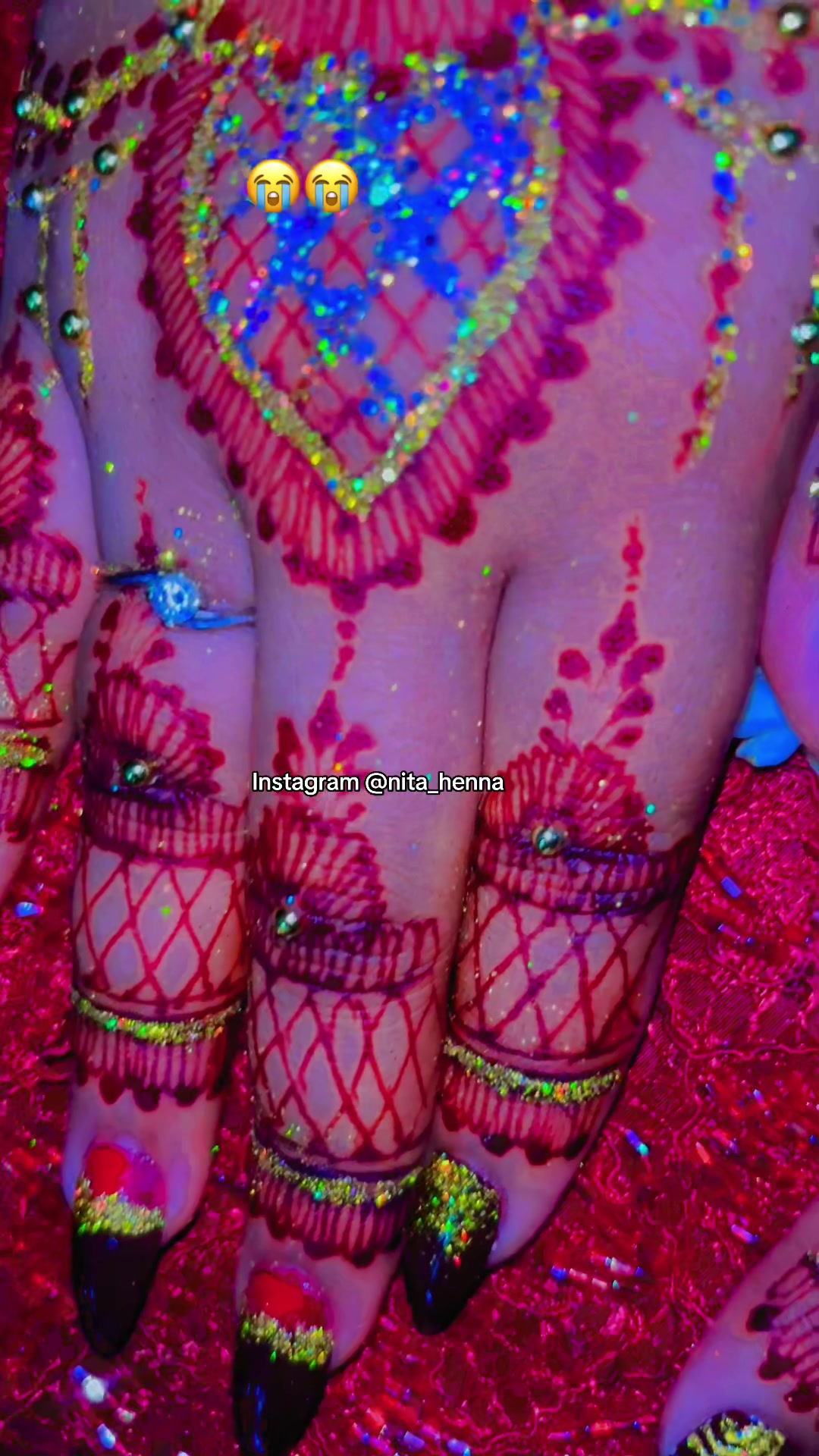 @Instagram nita_henna