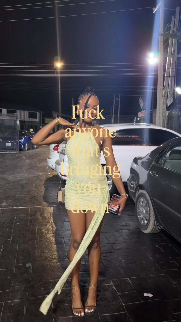 @Queen👑
