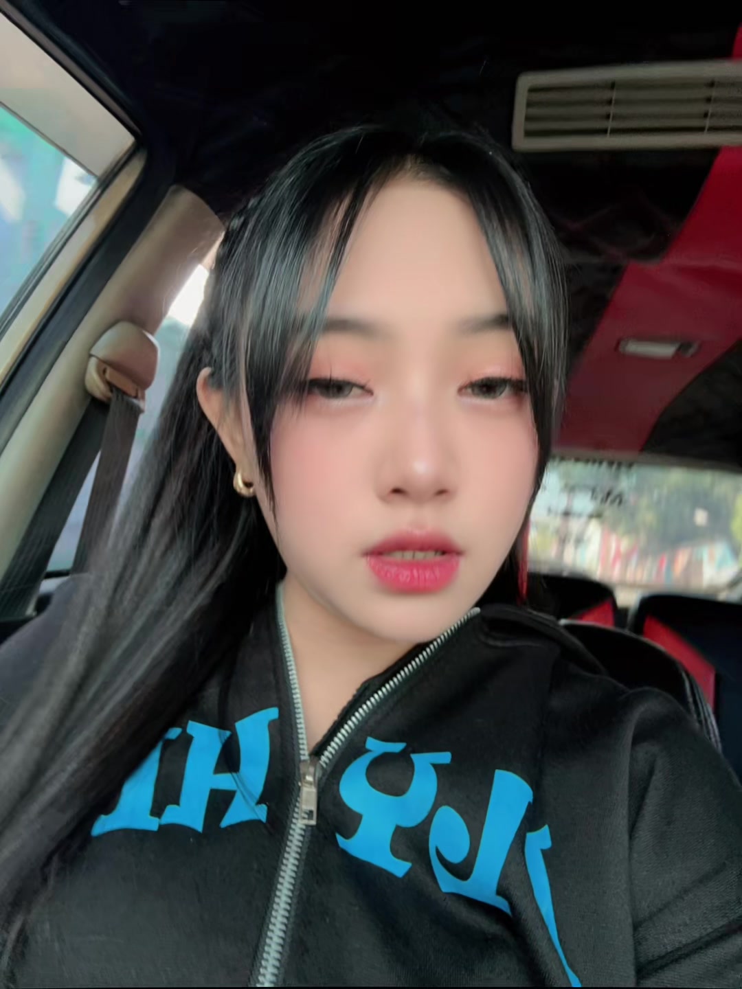 @VIO.Ayundaa