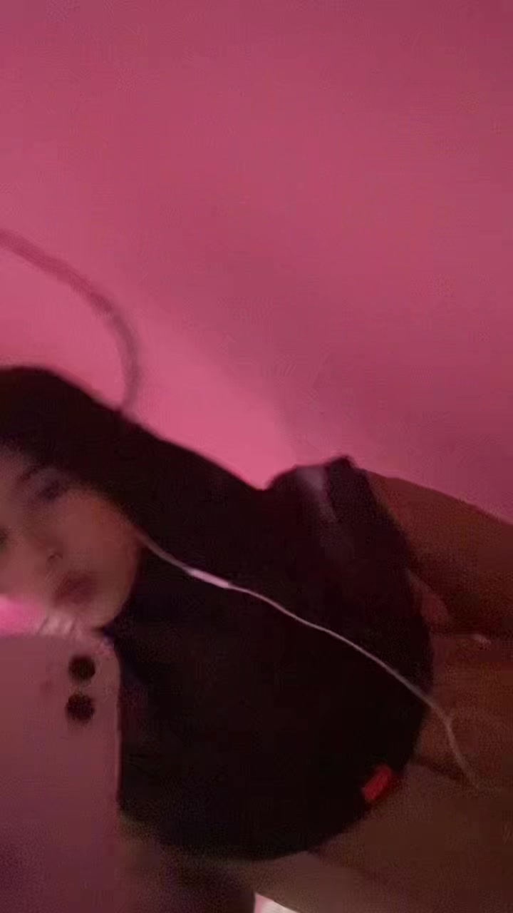 @userlikeuy