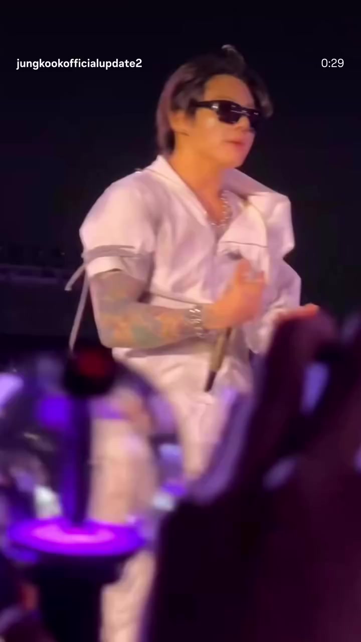 @JEON JUNGKOOK💜🐰💜