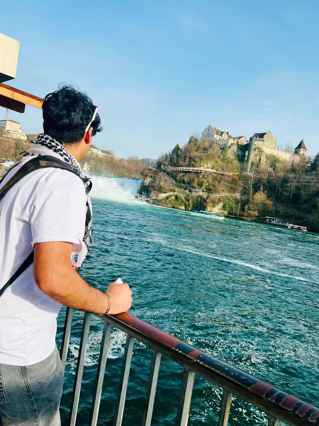 @Beşir Norouzi🇨🇭🥰🇬🇧