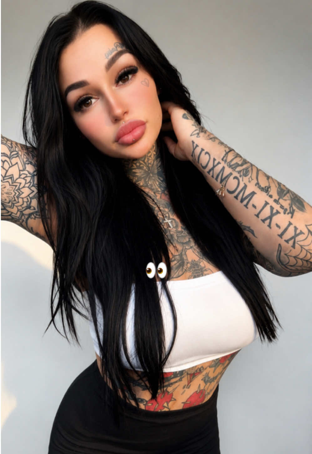 @Alexe🖤
