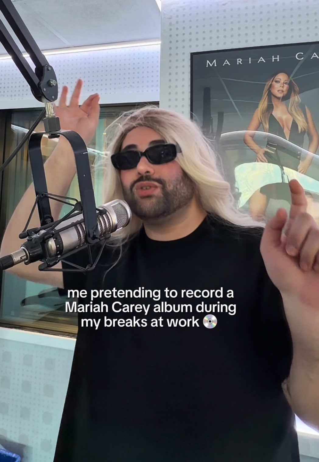 @mikechaar