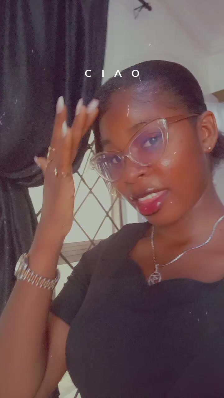 @Christabel 💜🦋