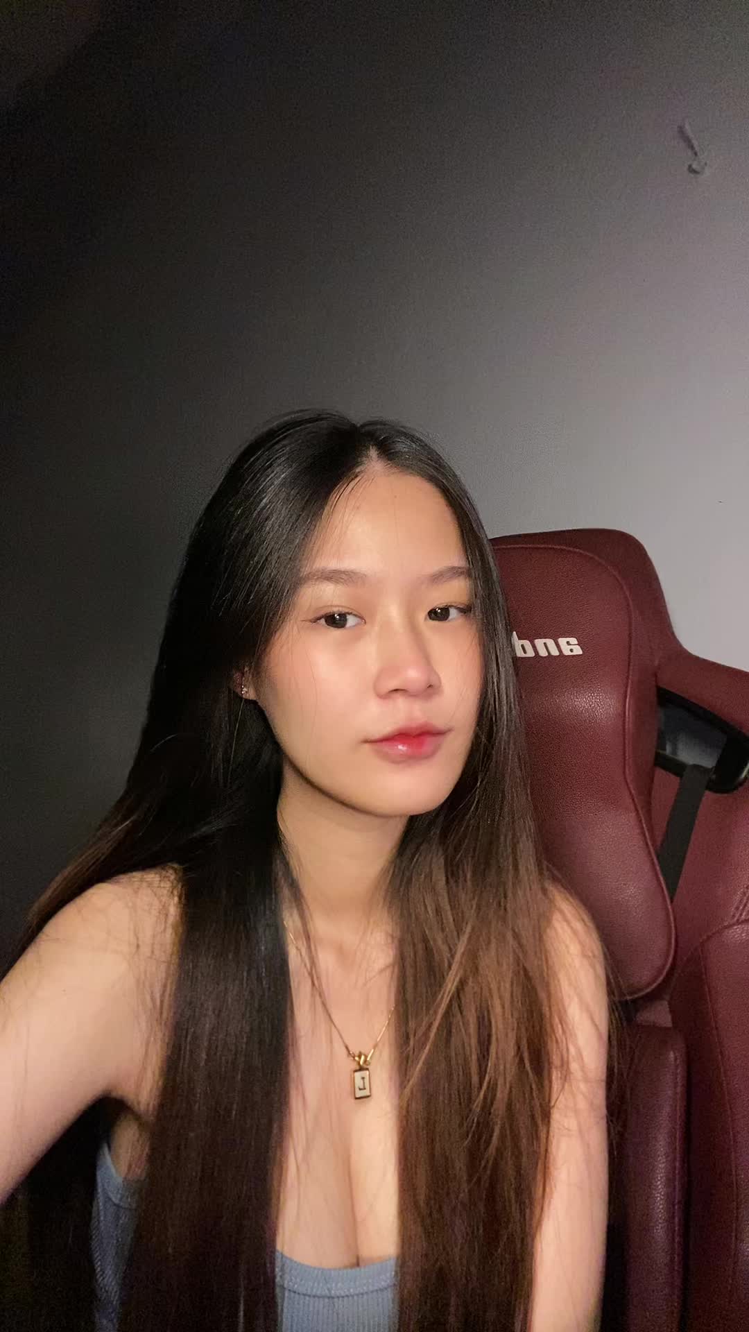 @แอลลี่ยู♡
