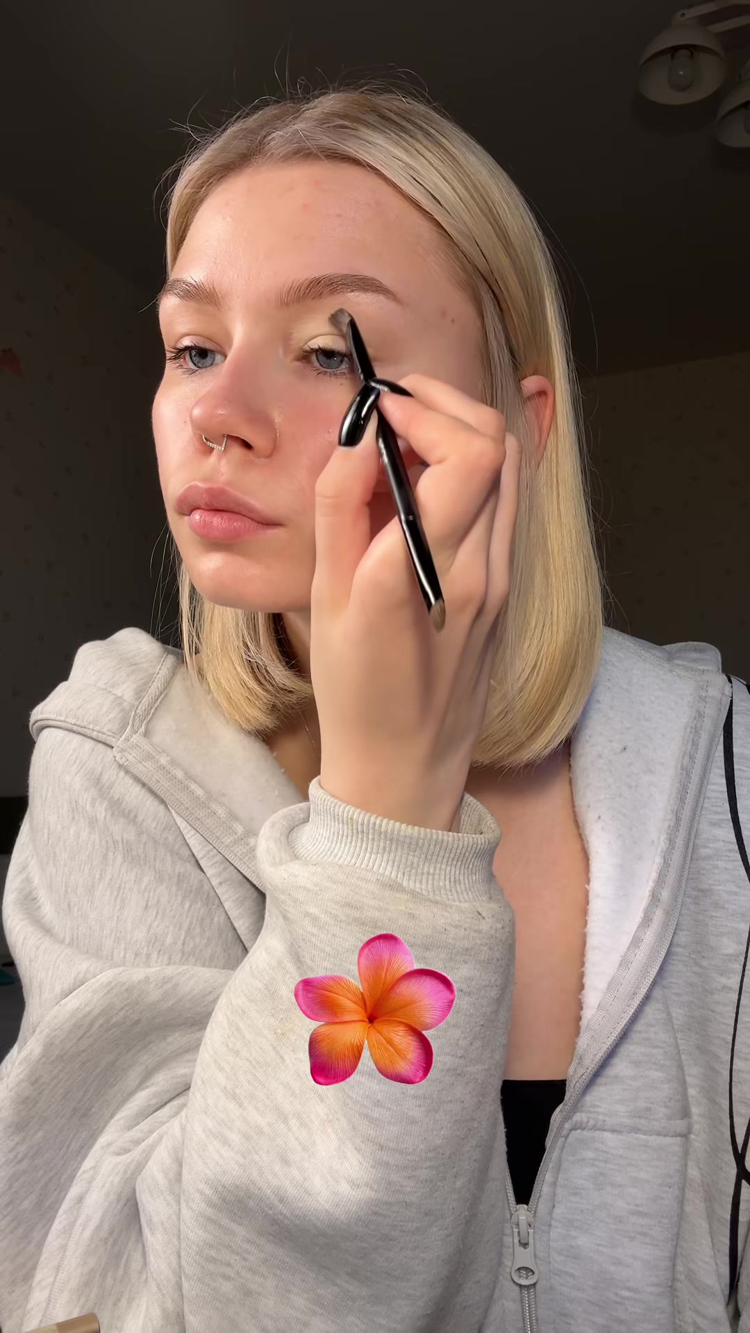 @емельянова