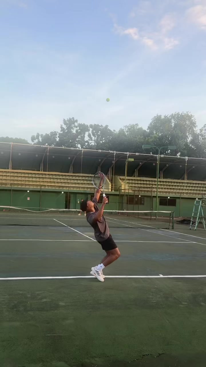 @Kris Martin Tennis