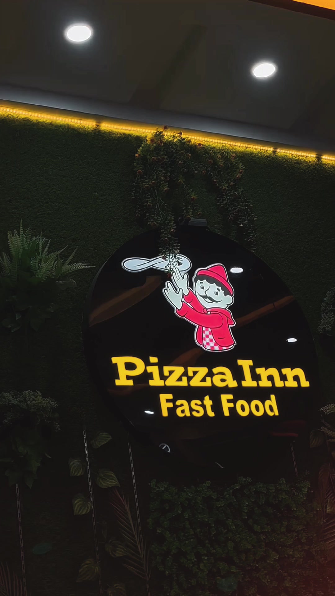 @Pizza Inn 🍕