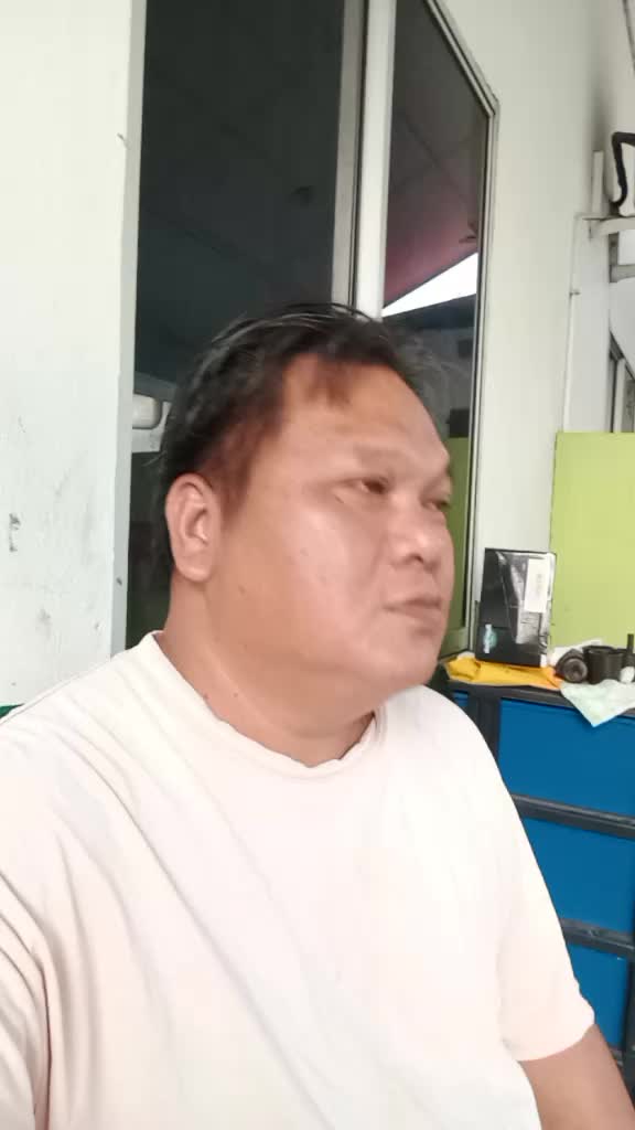 @Awan awan Gelap☁️🌨️🌧️💨