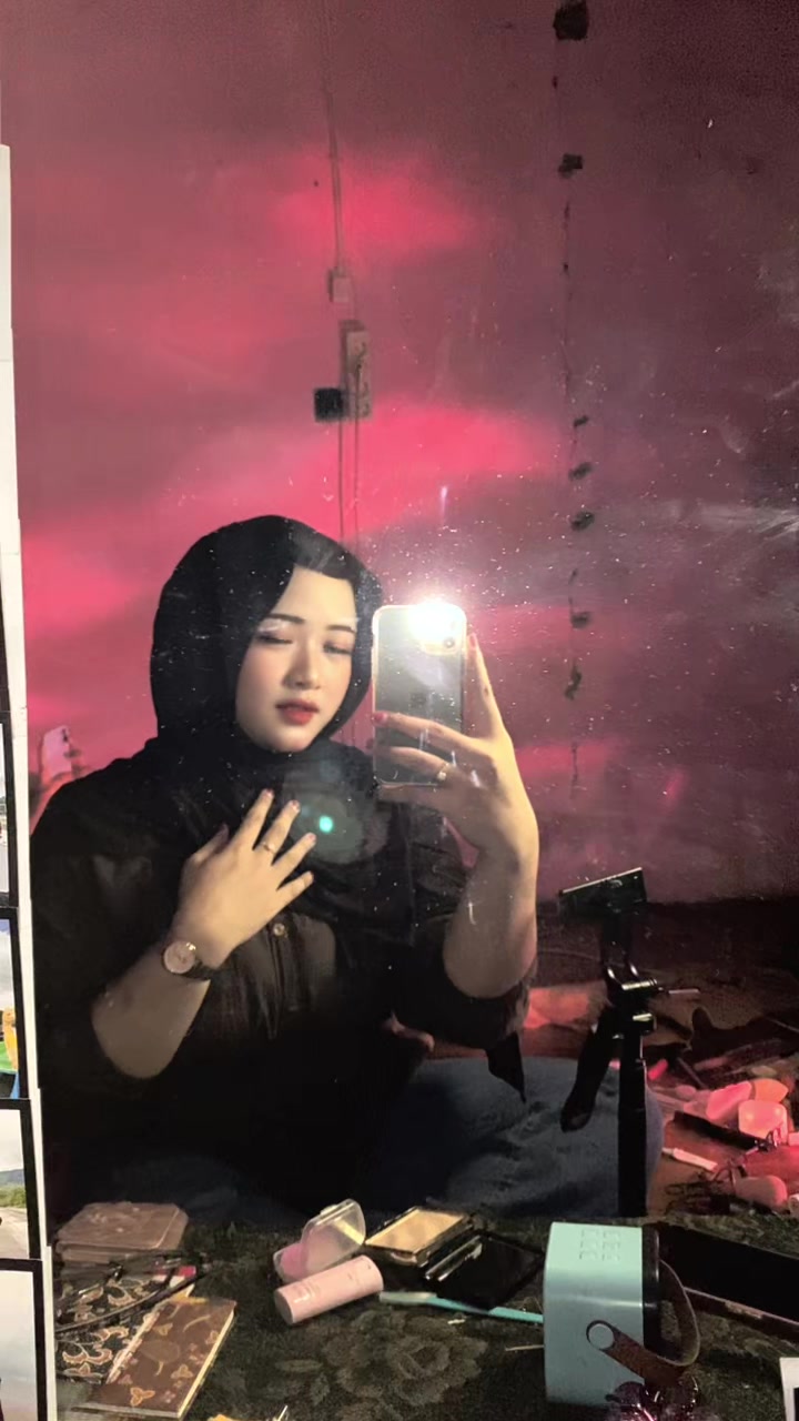 @V18_✨