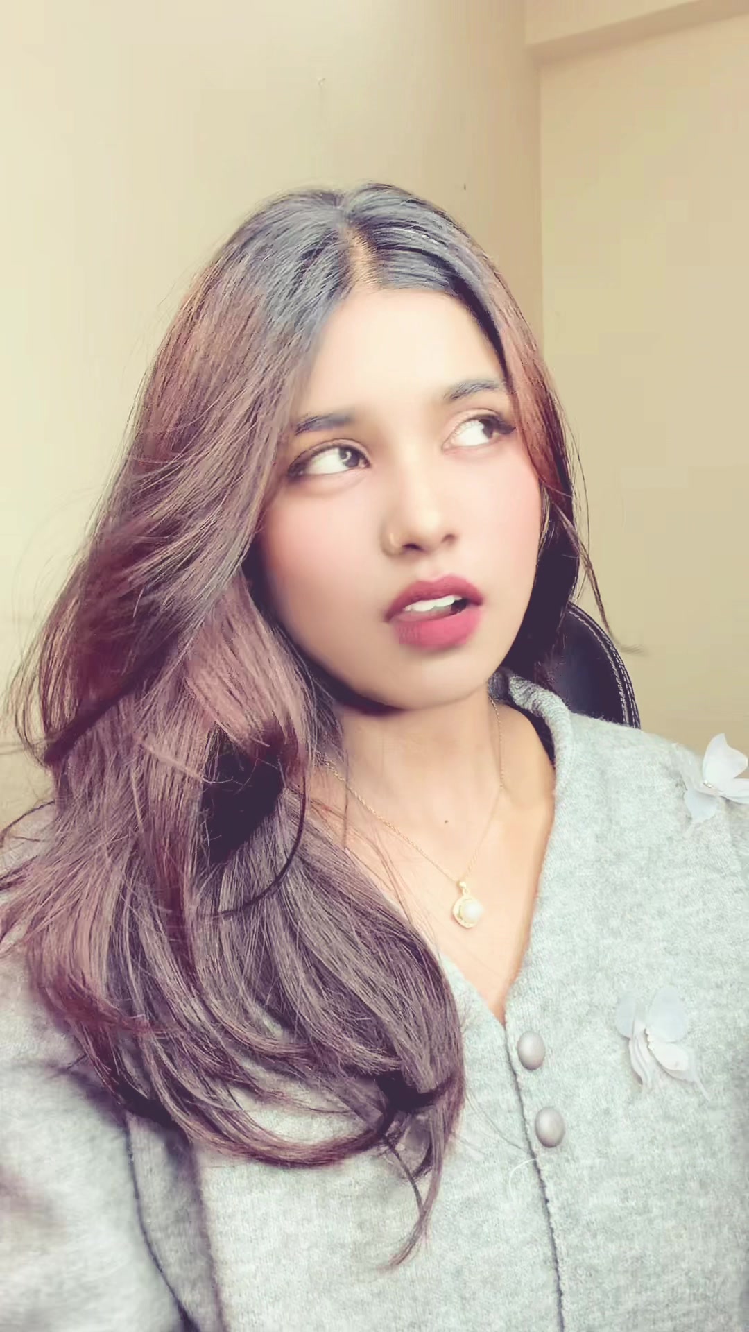 @Nishuu👩