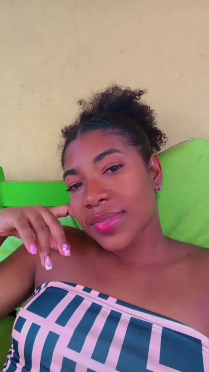 @Helen🩷🦋