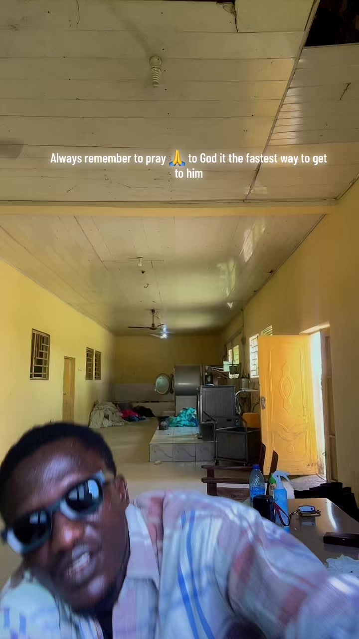 @De Famous OG🇳🇬🇧🇪✝️