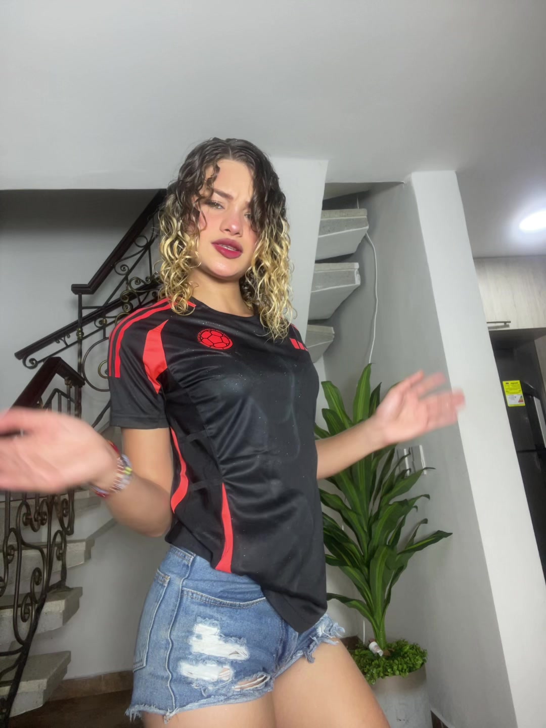 @Libeth_santana🧃