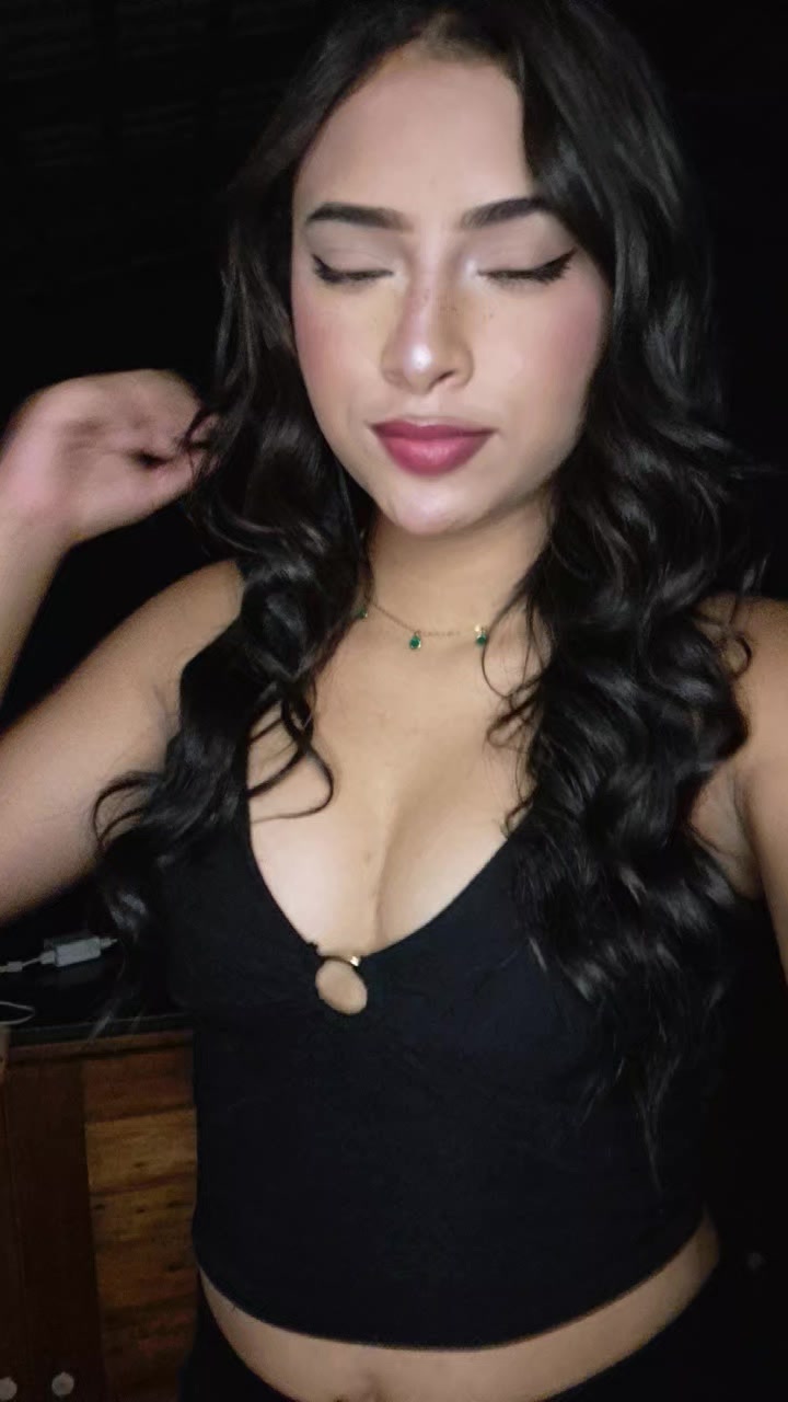 @Ana🦋