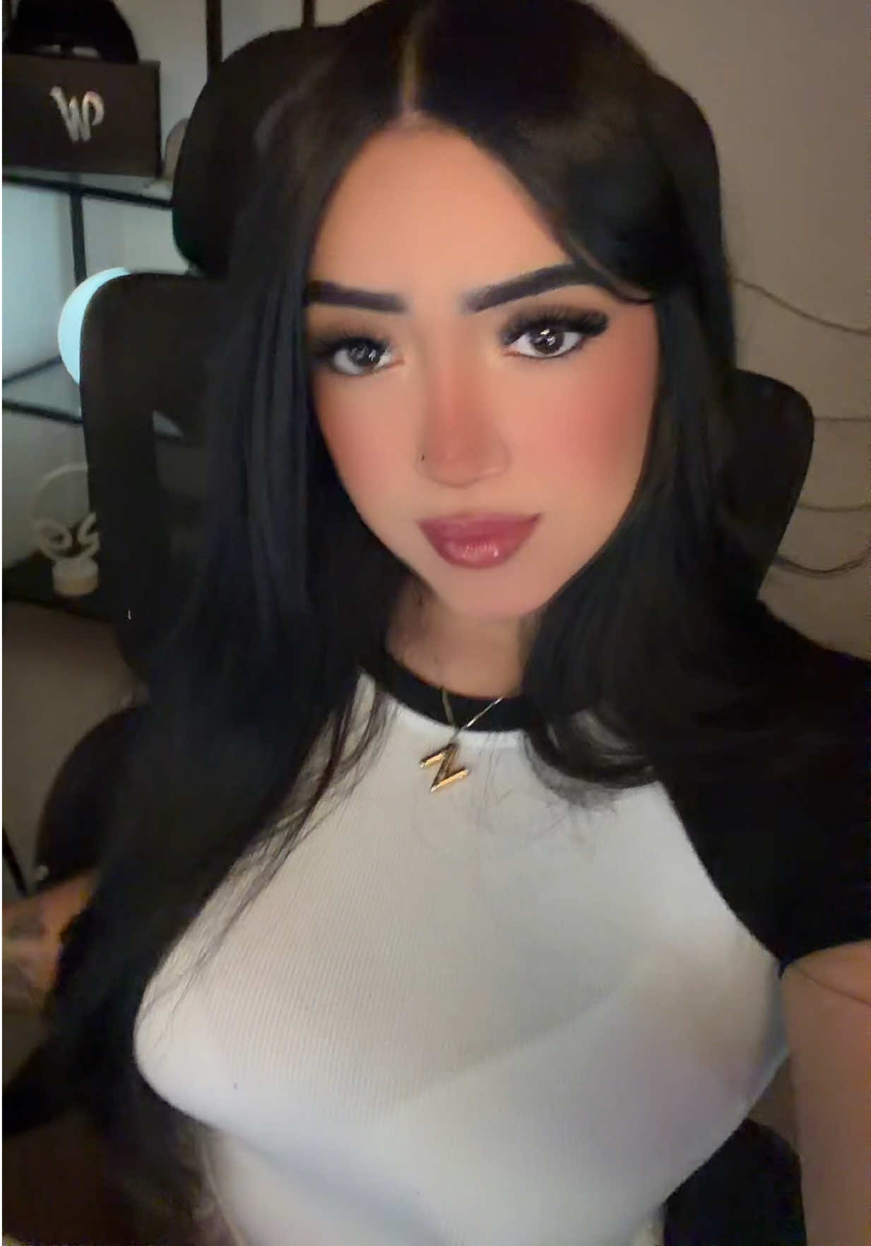 @ness 🏴&zwj;☠️