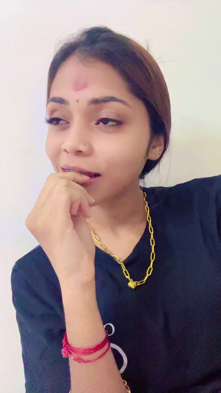 @𝐸𝓆𝒶𝒽 🤍🪽.