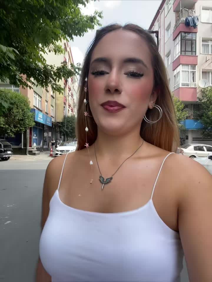 @B.B