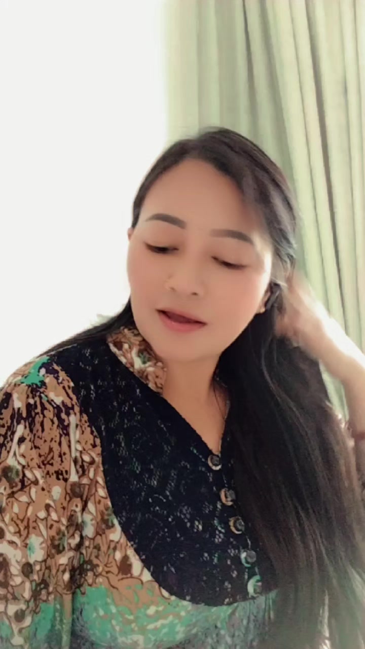 @Anushashahi@pyuthani😊