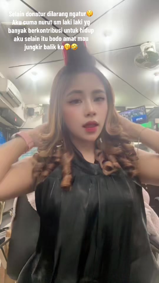 @👑Wanita Idamanmu👅