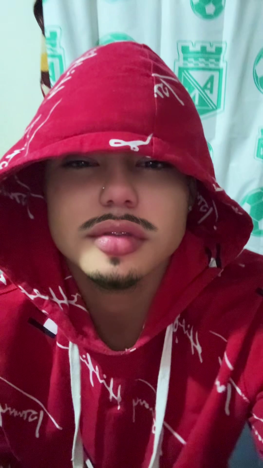 @Alejito ✨