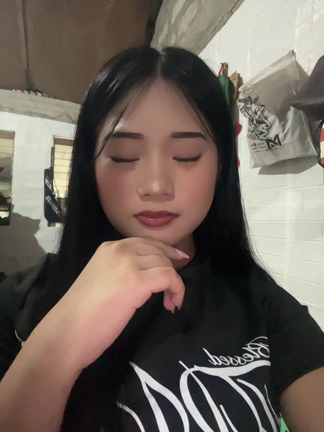 @Sabrina