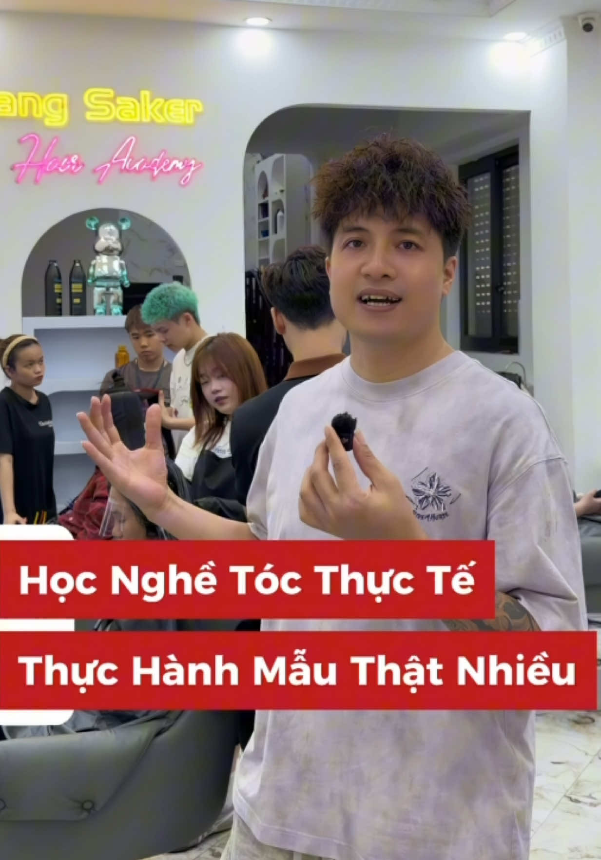 @QUANG SAKER HAIR ACADEMY