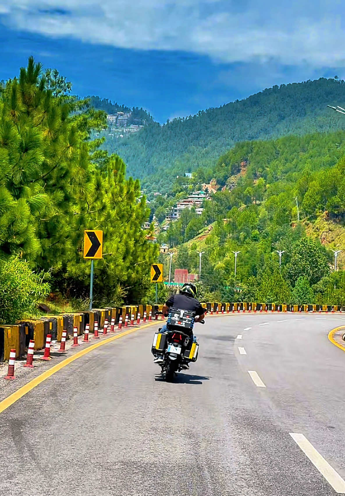 @Travel With Ibtesam 🥰