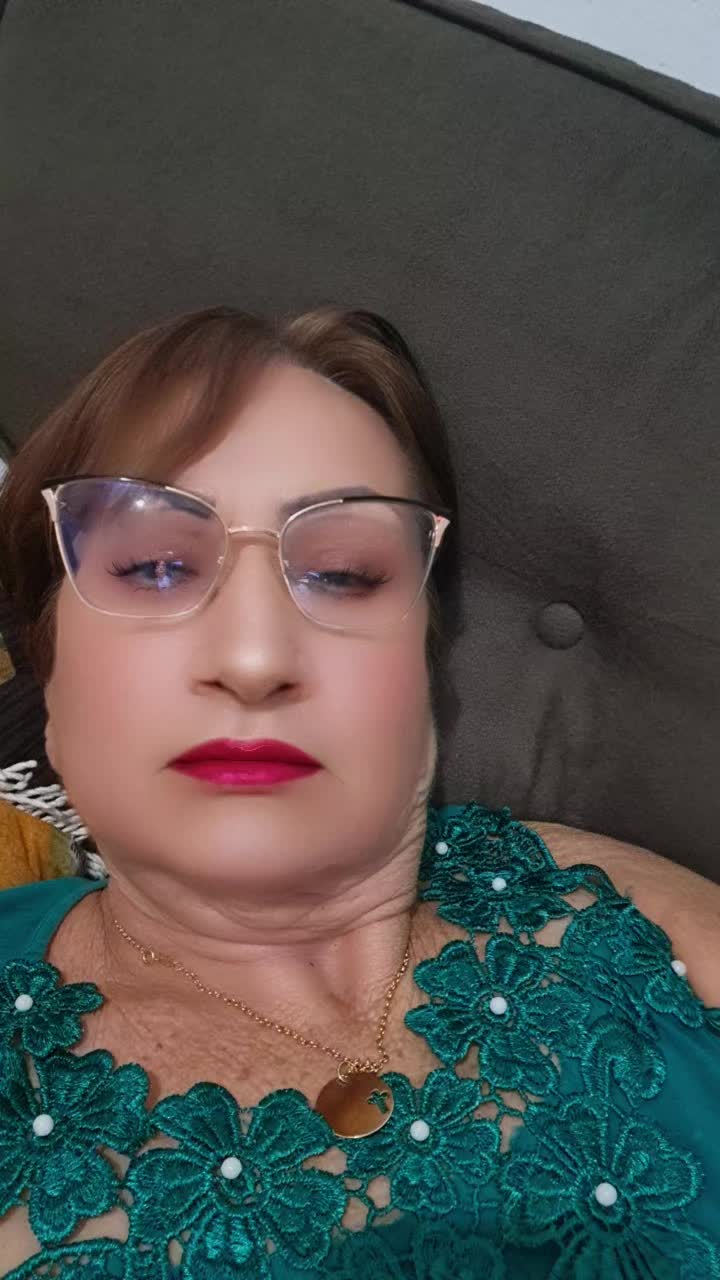 @Luzia Teles 🦋