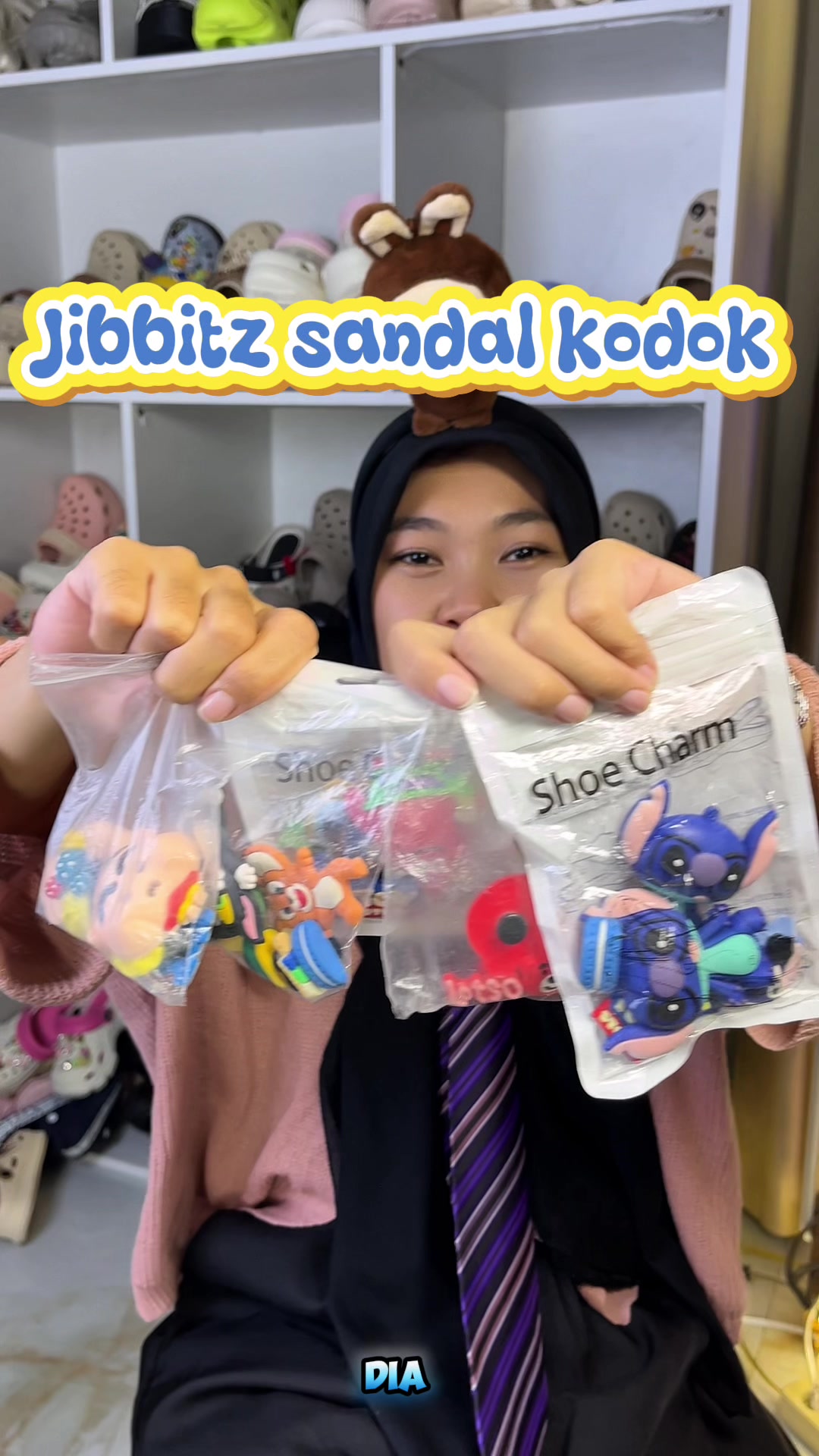 @LELI si paling TAS dan SANDAL