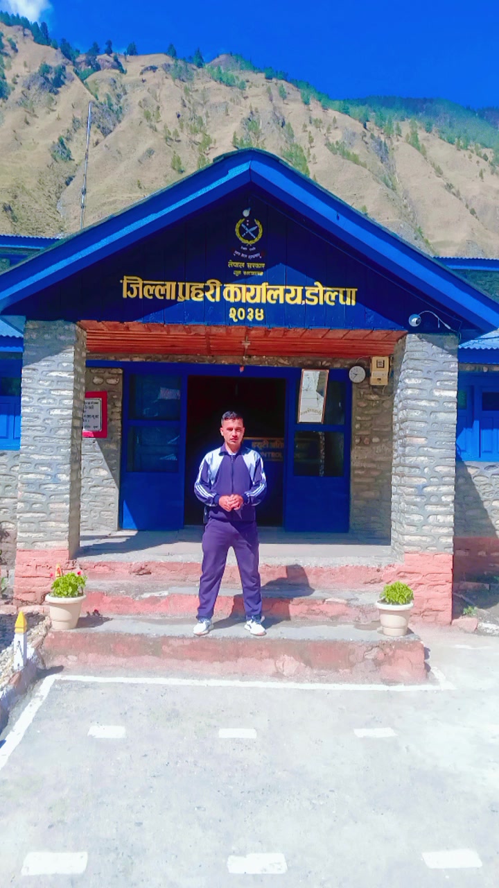 @गन्तव्यविहीन यात्रा