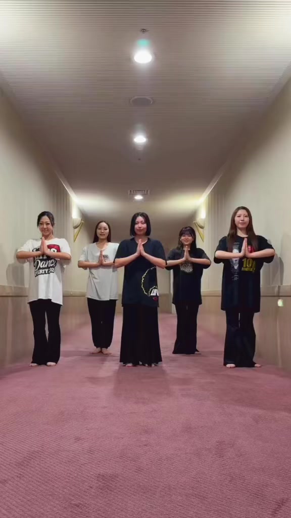 @Lips Dance School