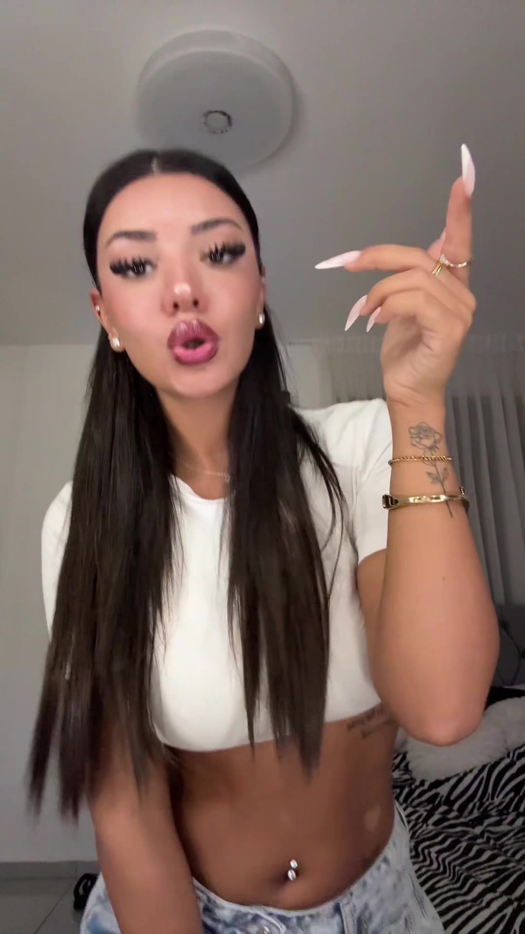 @Hodaya_elkaslasi