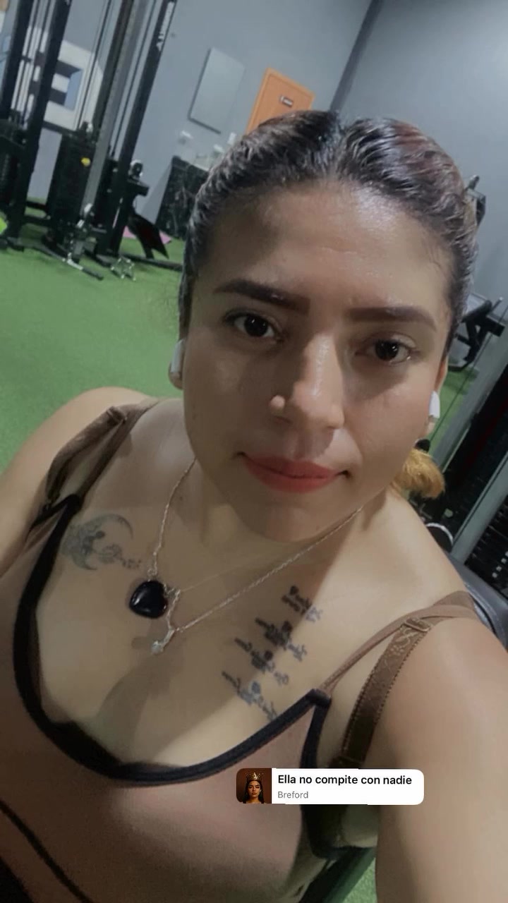 @Anita correa💜💪🏼🏍️🖤