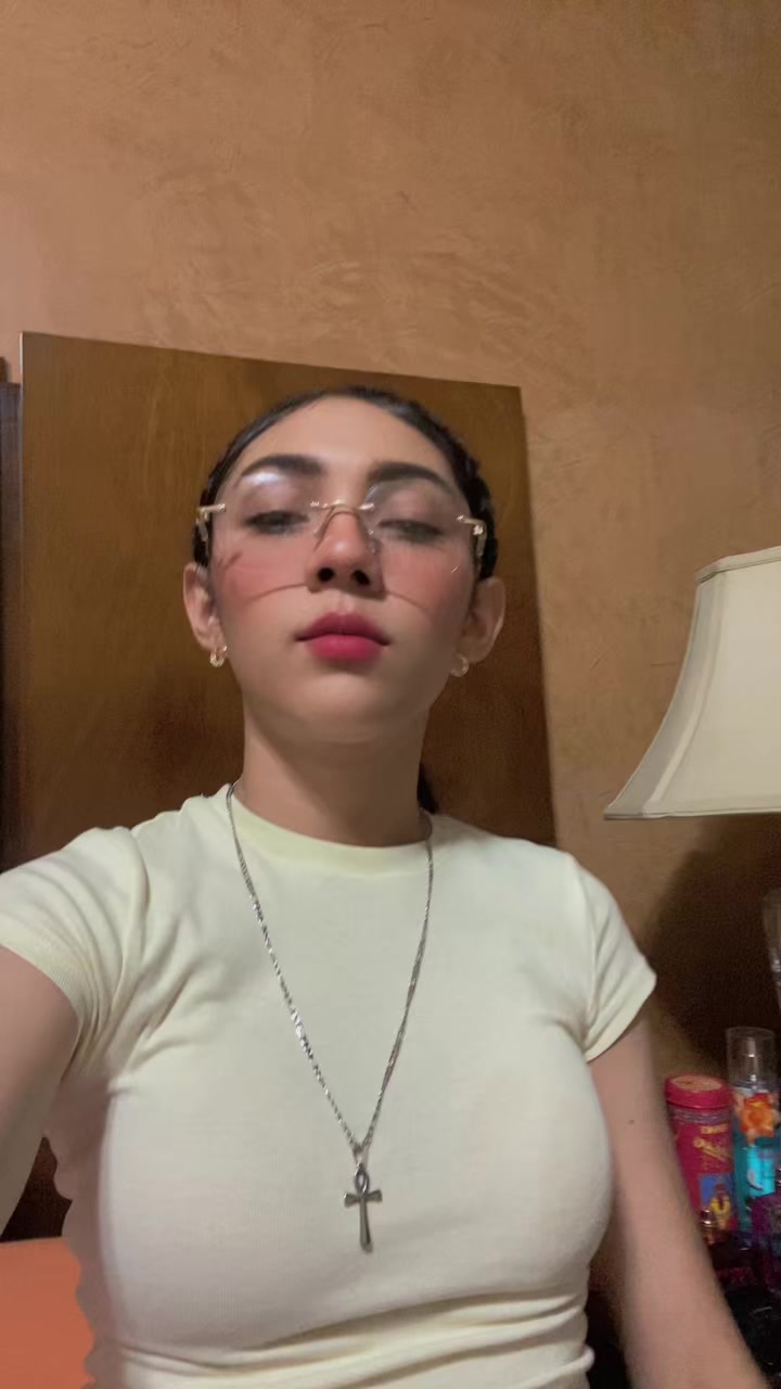 @Valeria valencia