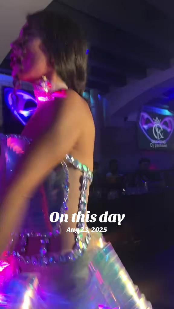 @elnazzz.qasemi